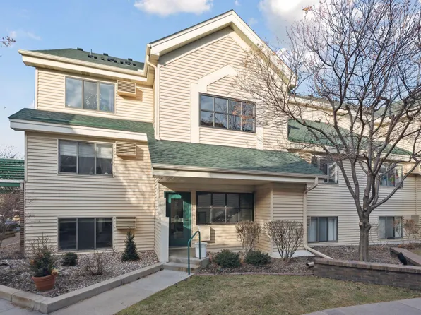 7621 Edinborough Way APT 2110, Edina, MN 55435