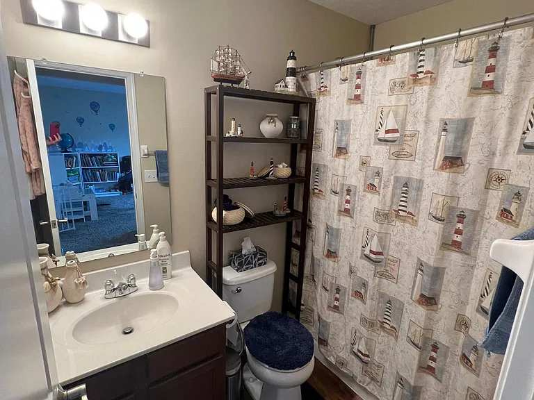 full bathroom with tub