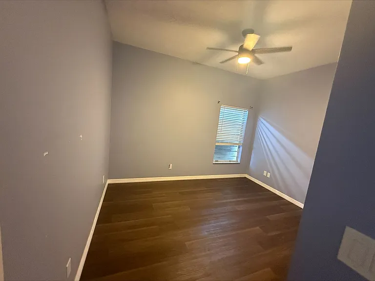249 Emerson Dr NW — Photo 9