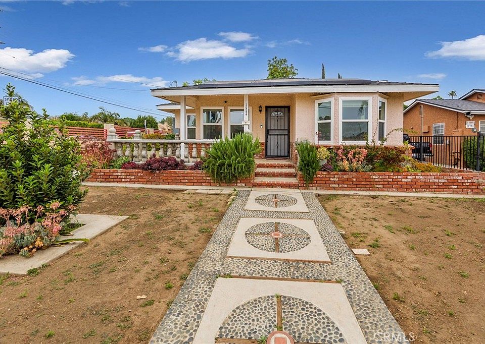 1st image of 12756 Glenoaks Blvd
