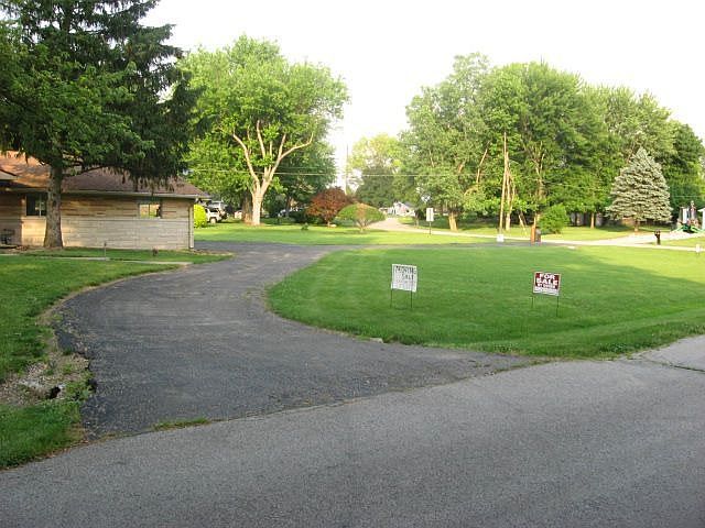 2nd image of 6255 Red Haw Ln