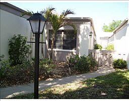 1st image of 400 S Woodlands Dr