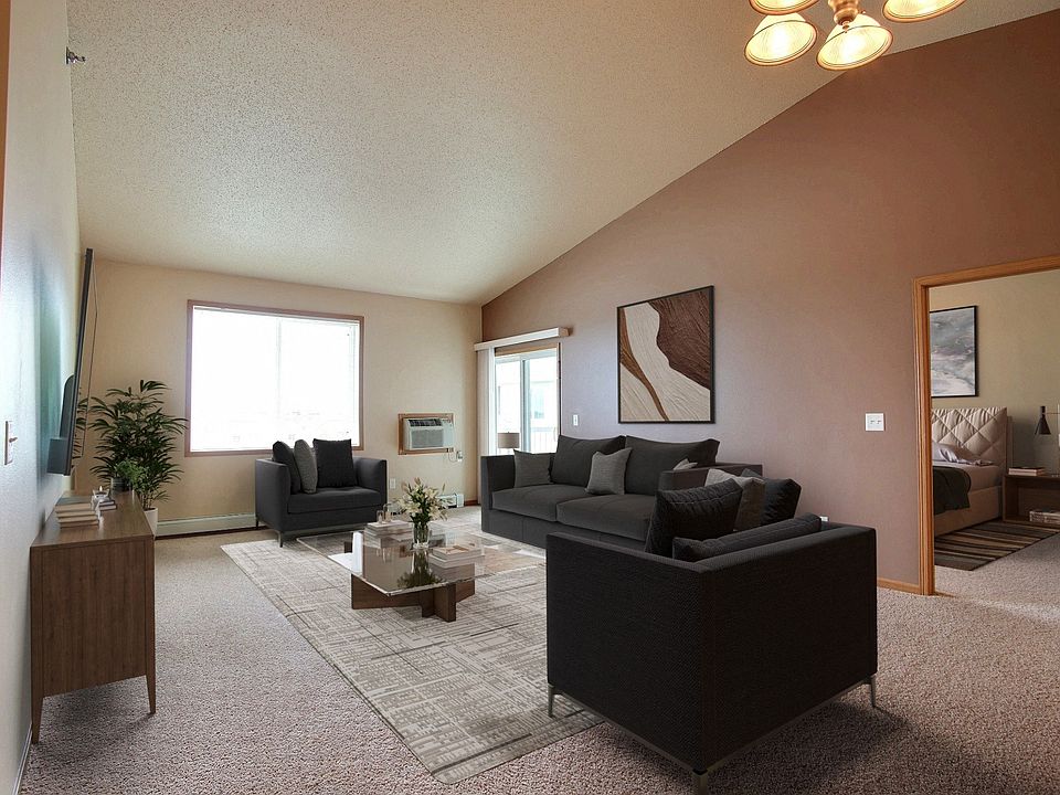 West Fargo, ND West Lake Apartments | Living
