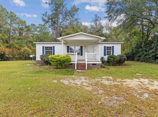 3106 Dog Bluff Rd., Galivants Ferry, SC 29544