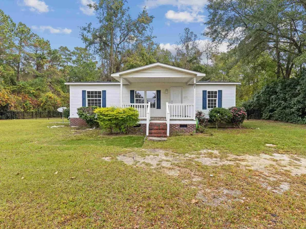 3106 Dog Bluff Rd., Galivants Ferry, SC 29544