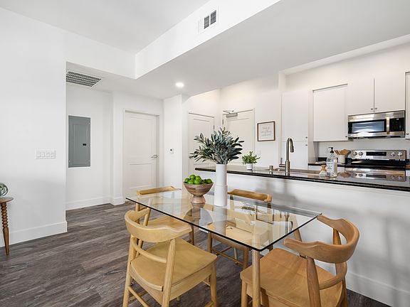 4th image of 6470 El Camino Real #306