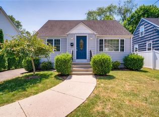 157 Bennett St, Fairfield, CT 06825
