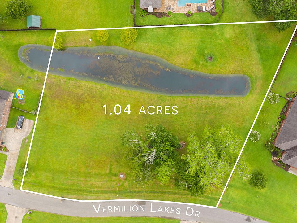 1st image of Vermilion Lakes Dr