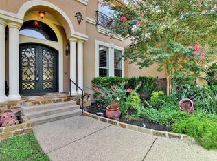 202 Far Vela Ln, Lakeway, TX 78734