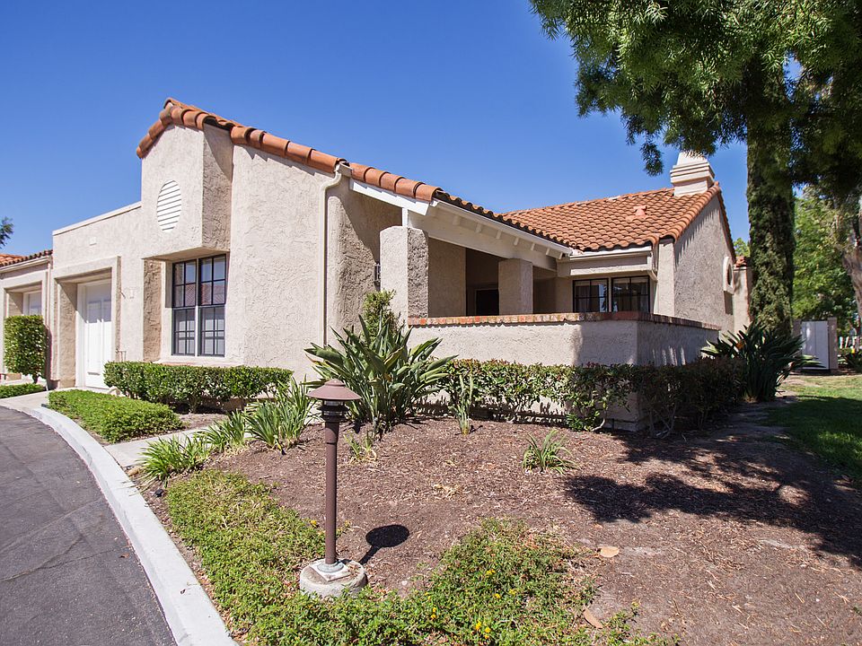 1st image of 12582 Calle Tamega Unit 104