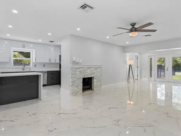 1732 SW 13th Ct, Fort Lauderdale, FL 33312