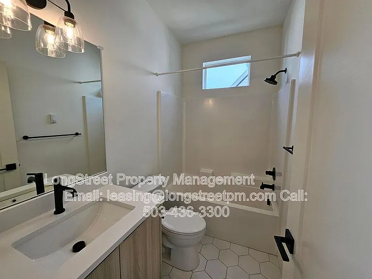 5277 N Oberlin St — Photo 16