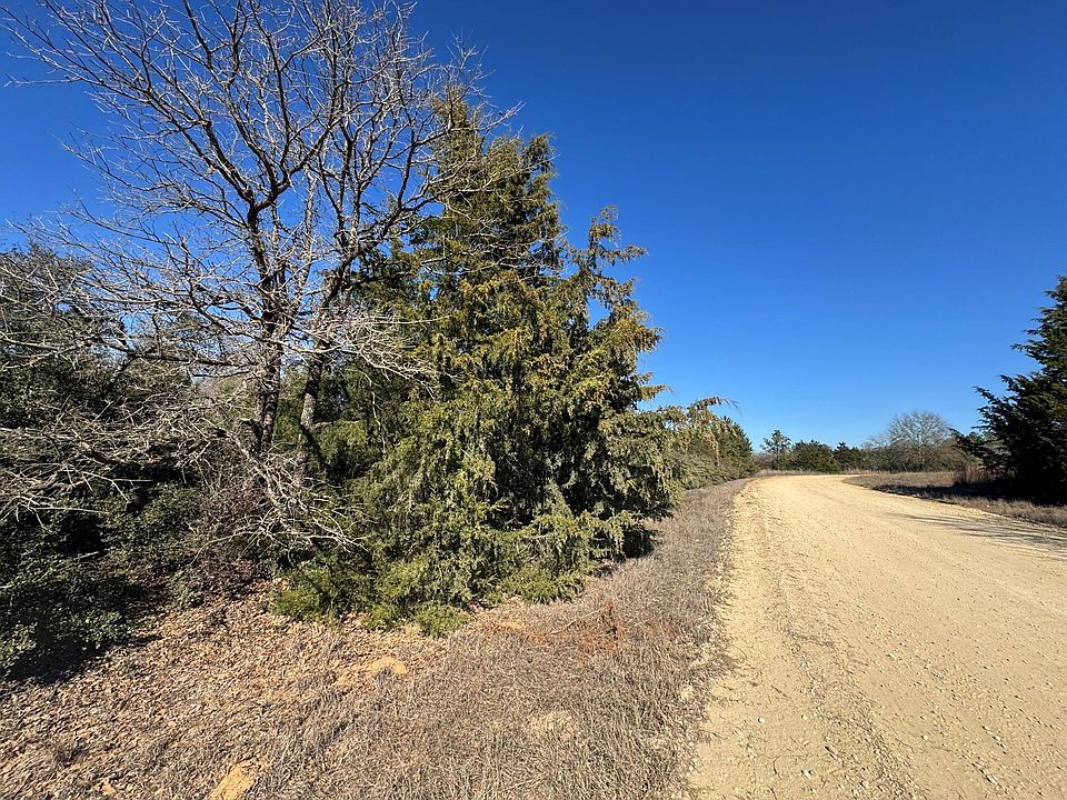 1st image of 79 Lakefront Dr