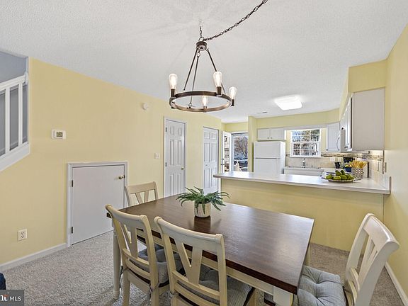 5th image of 38172 Beachwood Ct #F12