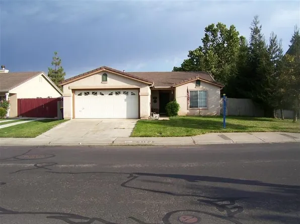 2122 Sandpebble St, Stockton, CA 95206