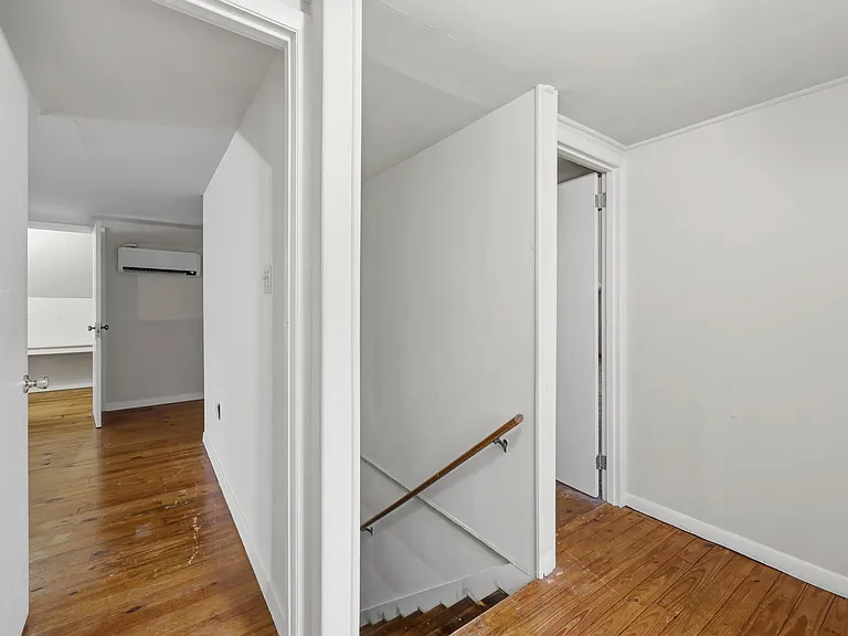 1911 Fontaine Rd — Photo 22