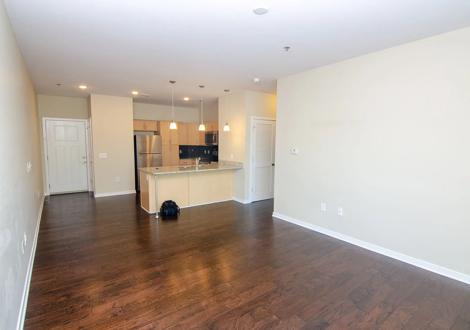 Chic East Nashville Two Bedroom Loft — Photo 2