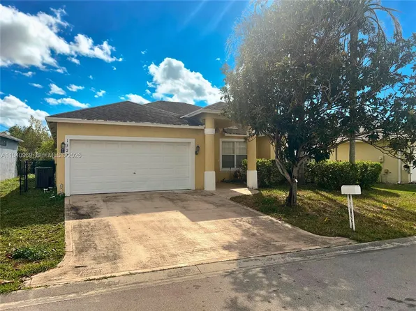 1327 Monteray Way, Greenacres, FL 33413