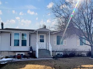 107 Cherokee Ct, Evanston, WY 82930