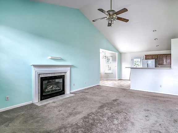 5th image of 2953 Titanium Ln