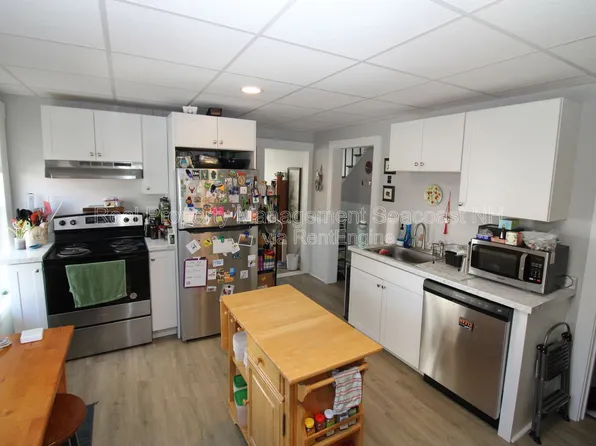 61 3rd St #202, Dover, NH 03820