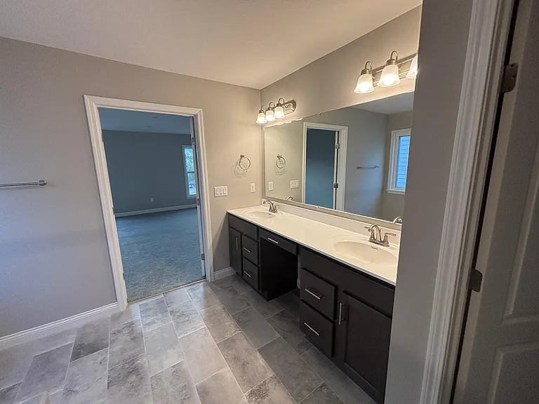 5195 Brookfield Dr — Photo 17