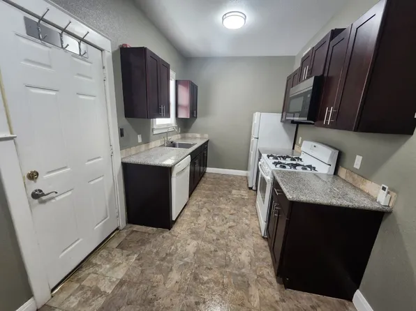 203 W Magnolia Ave APT 6, San Antonio, TX 78212