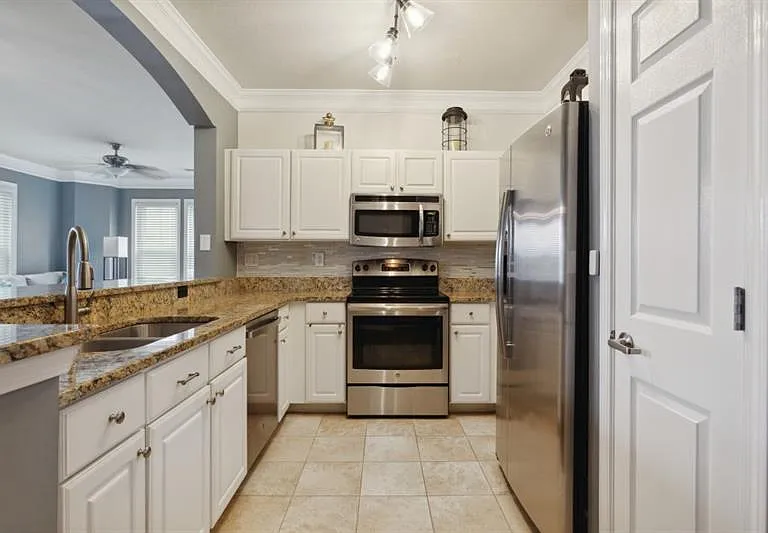 1850 Cotillion Dr #1209 — Photo 2