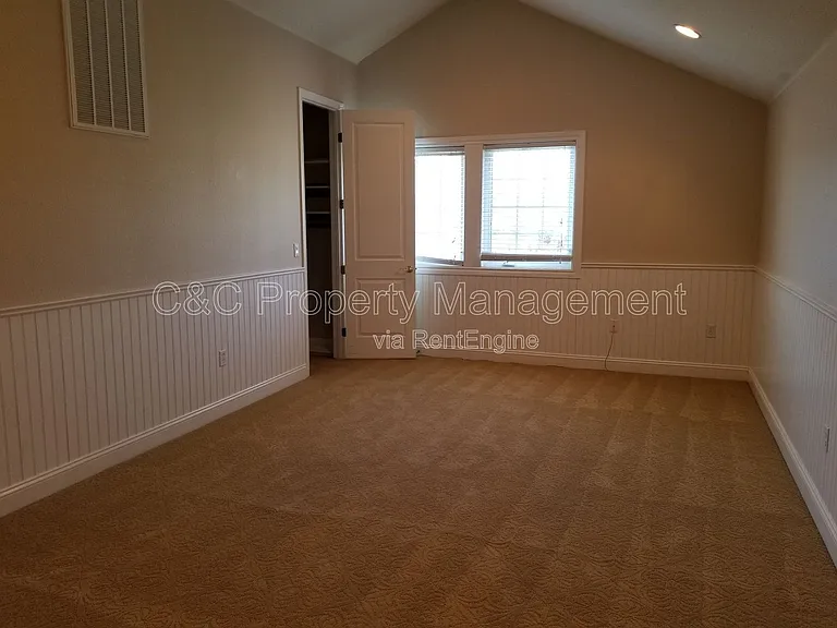 3687 Whitworth Dr — Photo 6