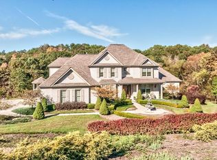 141 Buckthorn Rd, Baden, PA 15005