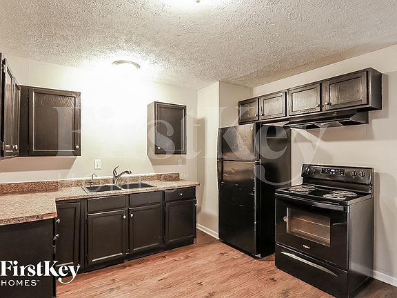 4th image of 4622 Karen Dr