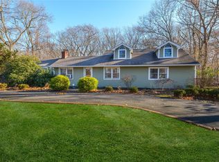 117 Hallock Rd, Lake Grove, NY 11755