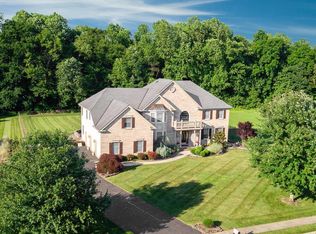 13 Hickory Dr, Columbus, NJ 08022