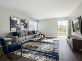 445 W 15th St APT 8, Long Beach, CA 90813