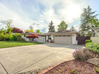 472 Bowmont Cir, Medford, OR, 97504