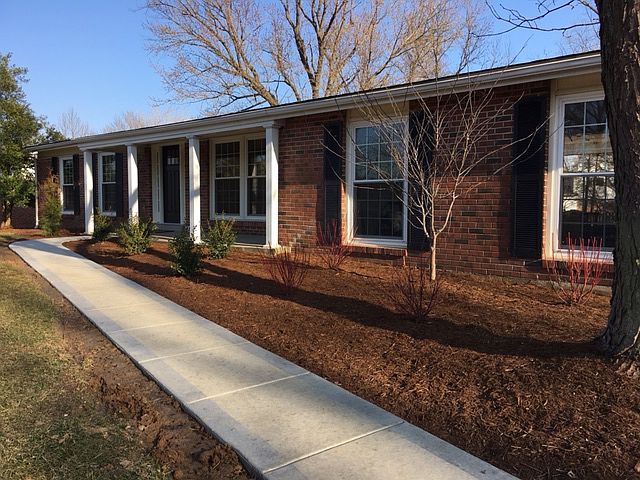 1st image of 410 Claymont Dr