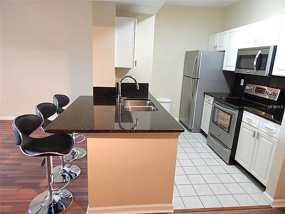 3rd image of 14341 Fredricksburg Dr APT 1004