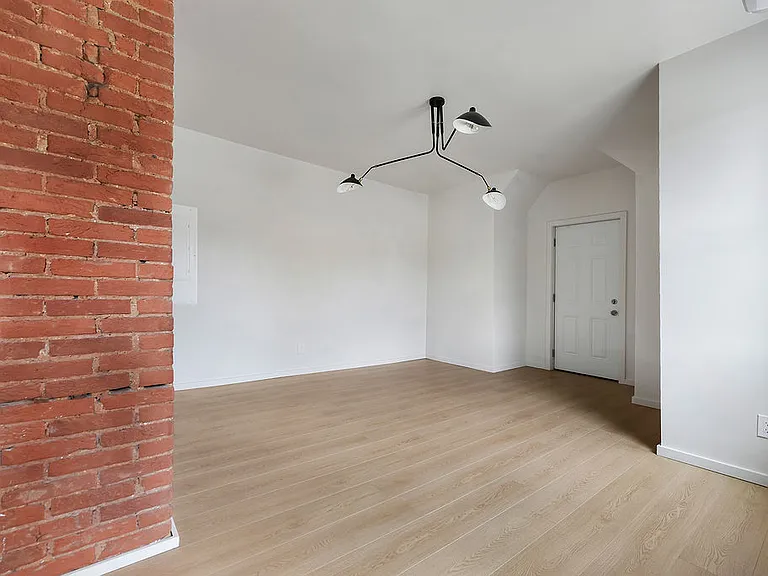 201 E 10th Ave #1 — Photo 11