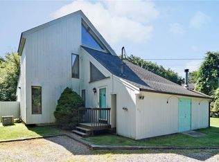 516 Green Hill Beach Rd, South Kingstown, RI 02879