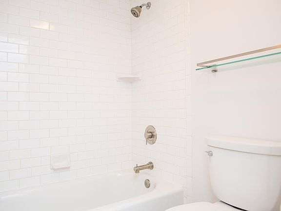 4th image of 1225 Martha Custis Dr APT 108