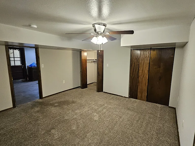 301 College Ave — Photo 17