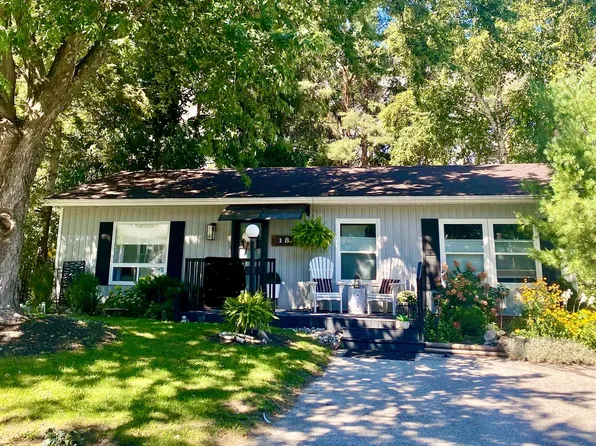 18 Cherrywood Ln, Innisfil, ON L9S 1M6