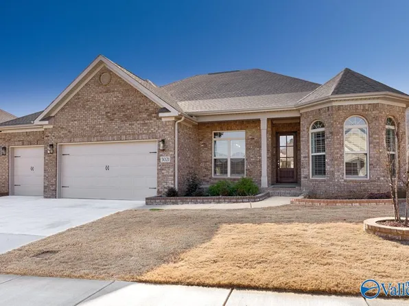 3021 Chimney Cove Cir, Brownsboro, AL 35741