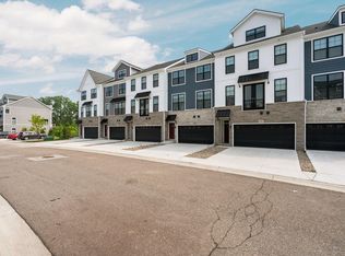 2946 Corston Rd, Ann Arbor, MI 48105