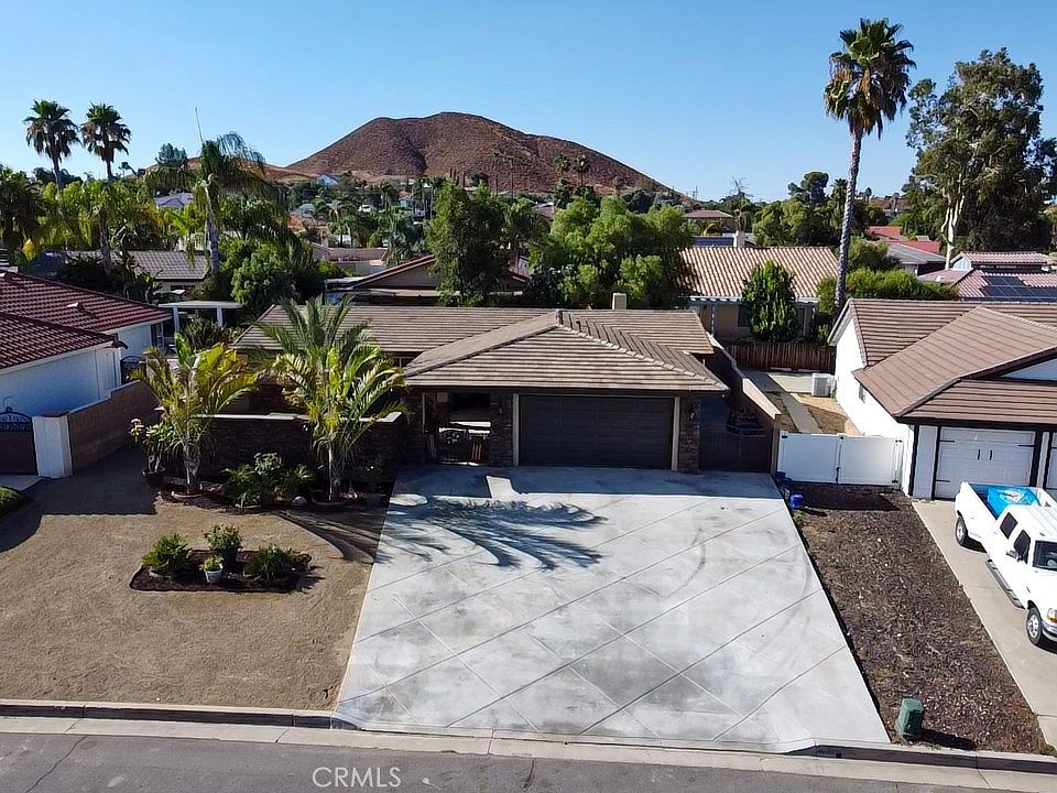 23540 Canyon Lake Dr N, Canyon Lake, CA 92587 Zillow