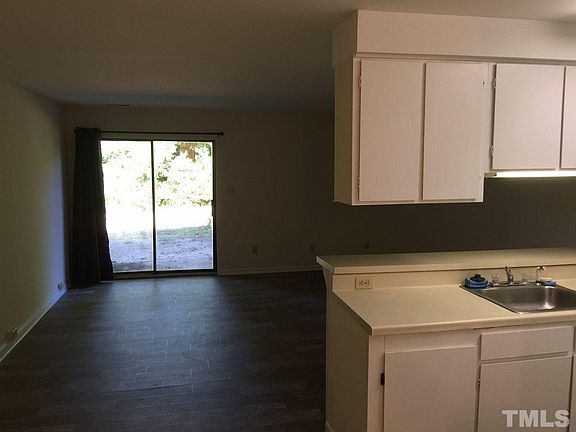 5th image of 3003 Huntleigh Dr #3003