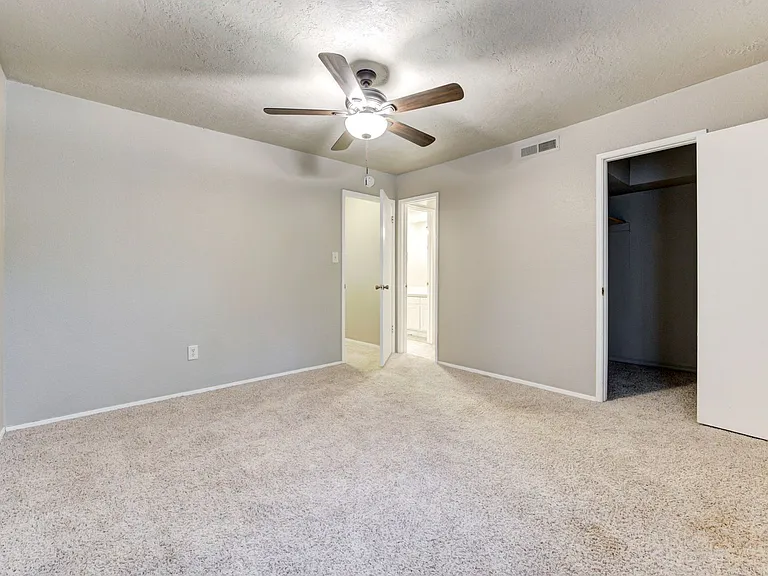 631 Welston Cir #631 — Photo 34