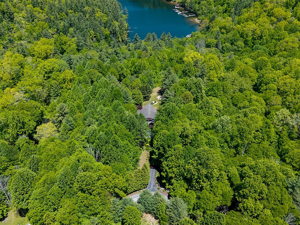 7th image of 321 Woods Mountain Trail