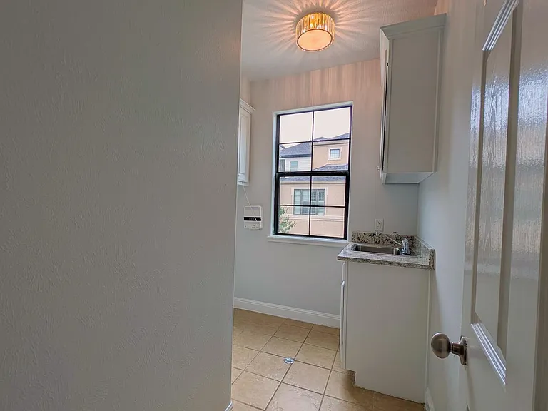 1307 Riverine Ct — Photo 20