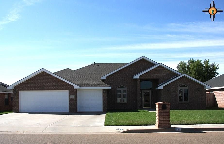 1st image of 325 Olive Dr